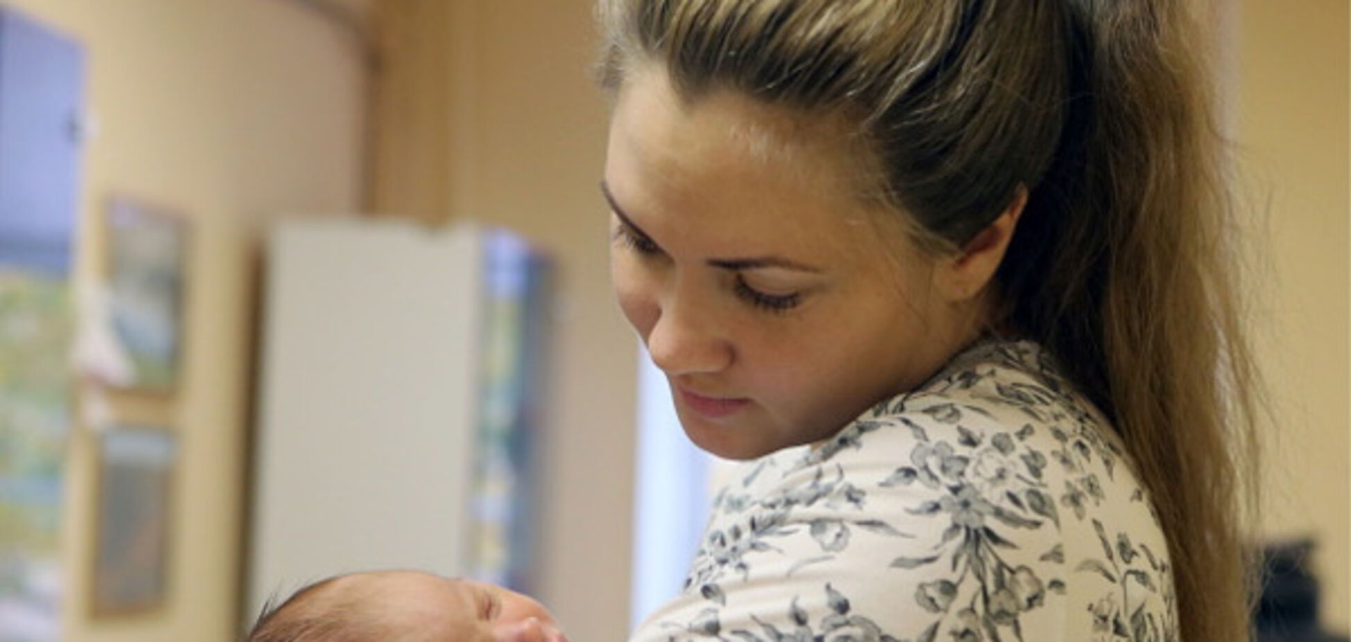 Вперше у світі: в Україні народилася дитина від трьох батьків