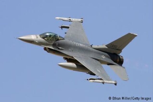 Польща має намір закупити у США старі реактивні військові літаки