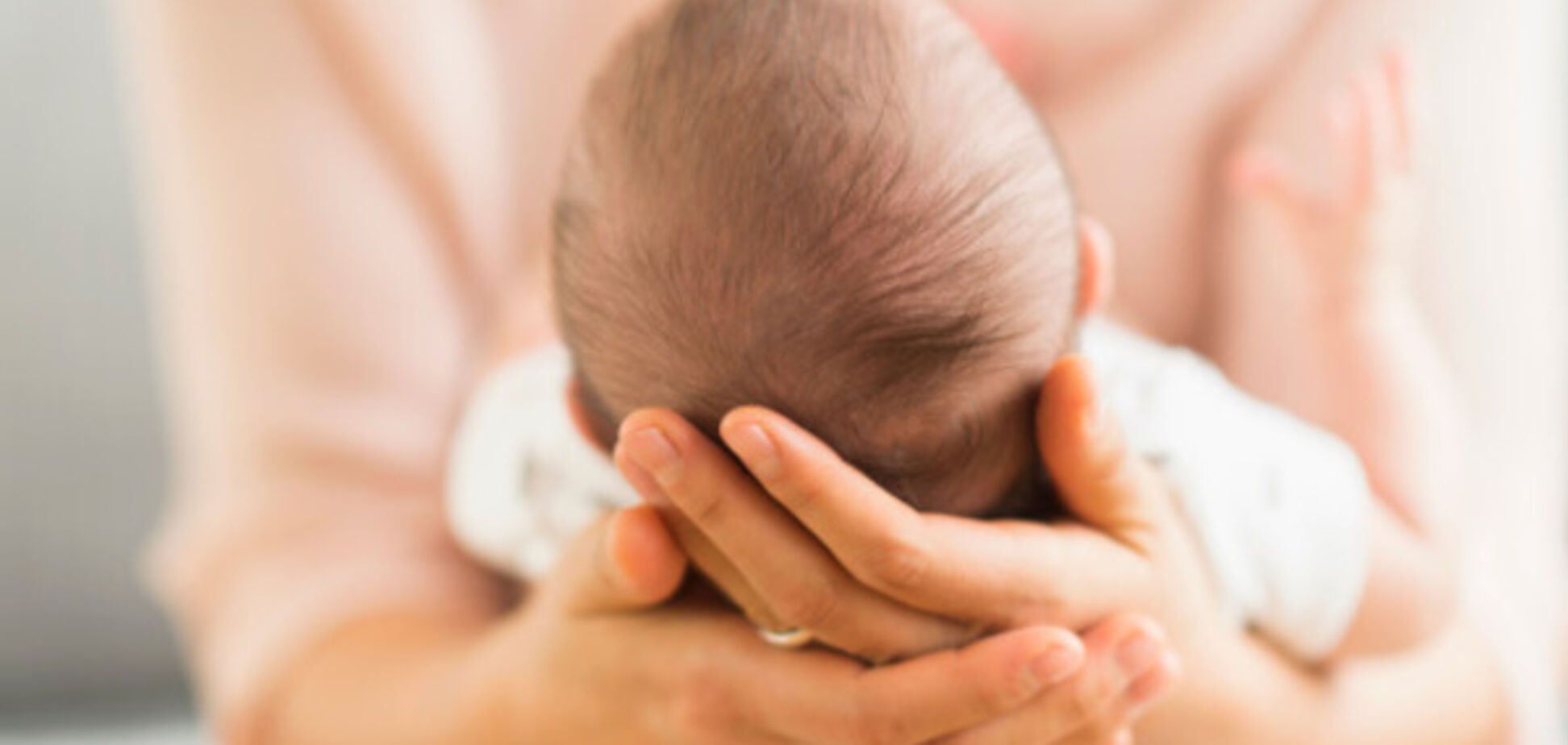 Гіпертонус м'язів у немовляти: на що варто звернути увагу