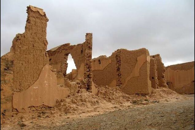 Иллюстрация: остатки крепости