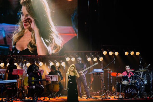 Тина Кароль