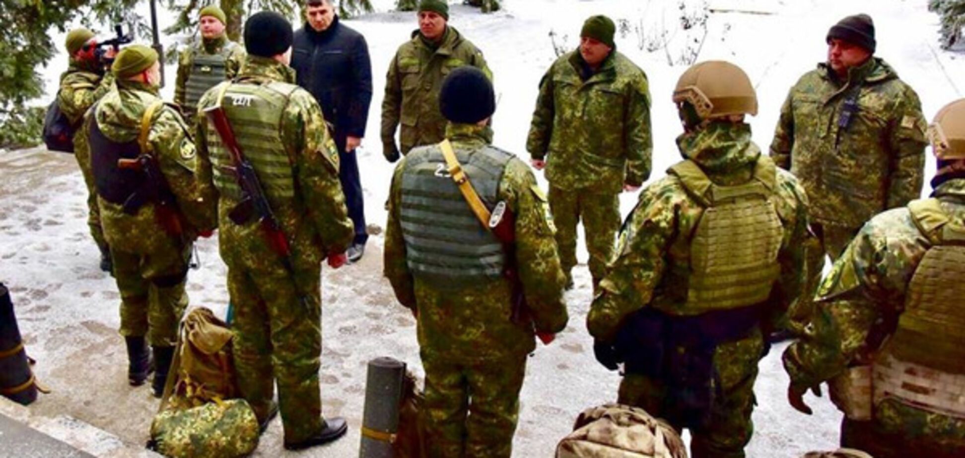 В освобожденном от террористов Новолуганском заработала патрульная полиция