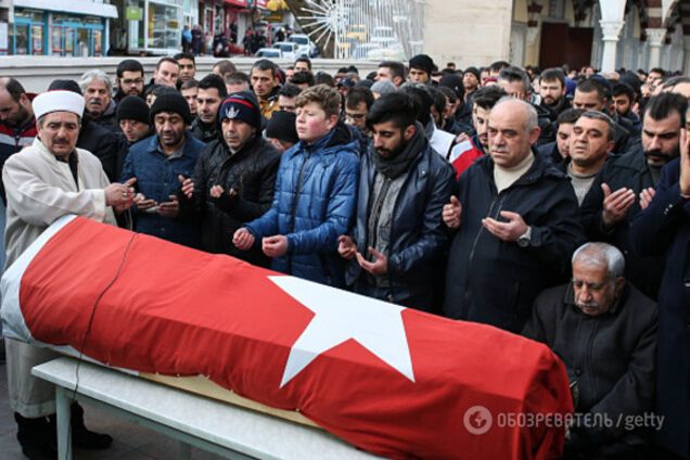 Кровавая расплата: Турция ответила на теракт в Стамбуле ударами по ИГИЛ