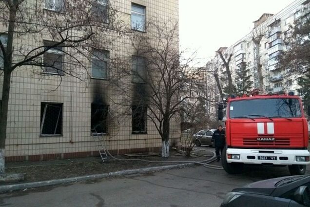 Пожар в киевской поликлинике на Энтузиастов