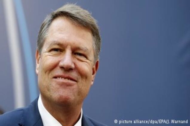 Президент Румунії планує референдум щодо змін до антикорупційних законів