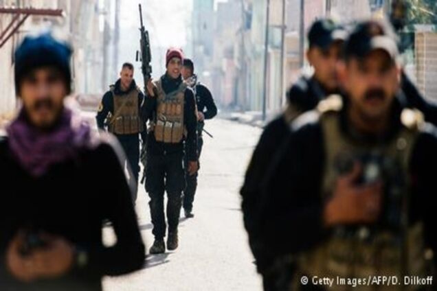 ІД вигнала цивільних з помешкань задля захисту берега Тигру в Мосулі