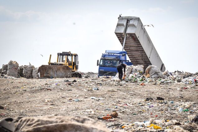 Львів сміття Садовій