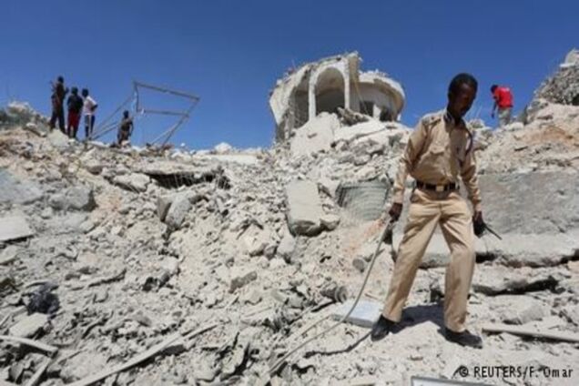 Сомалі: озброєні невідомі напали на готель у Могадишо