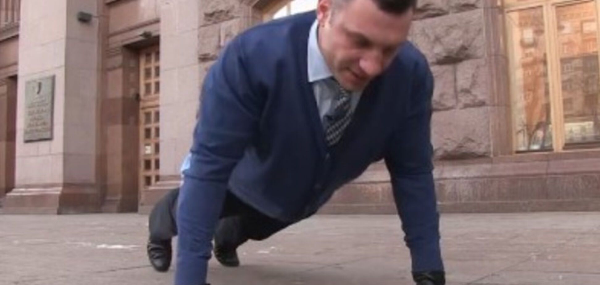 Виталий Кличко и 22PushUpChallenge