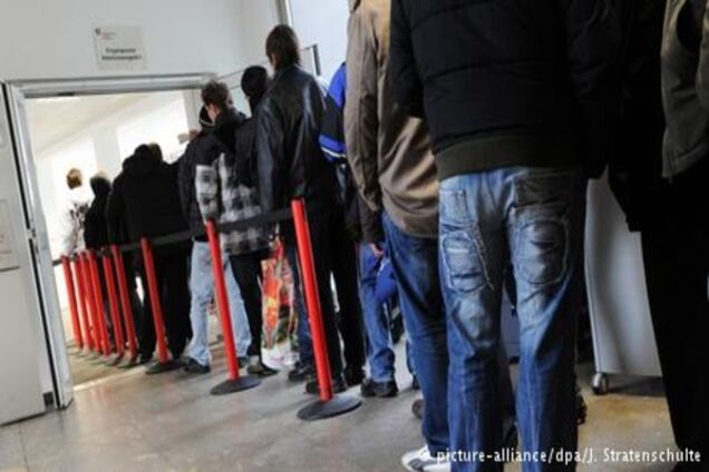 Глави МЗС країн ЄС обговорять зміни системи надання притулку