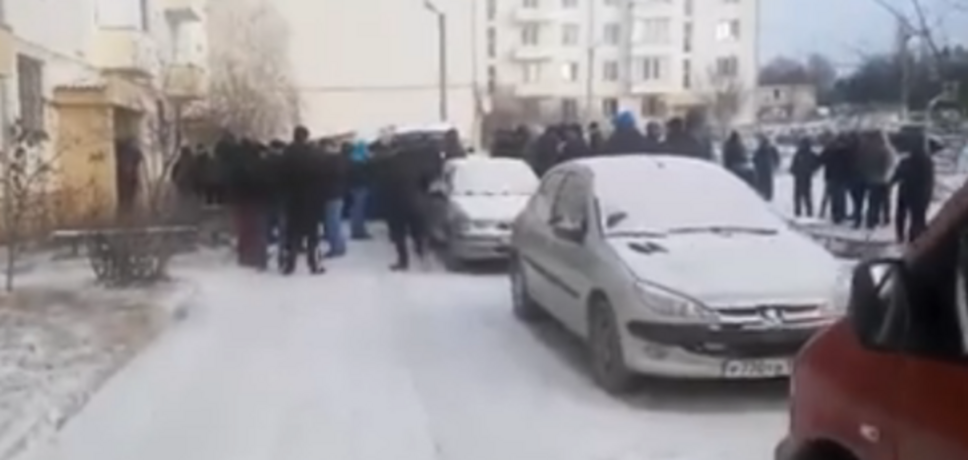 В Крыму оккупанты нагрянули с обысками к активистам