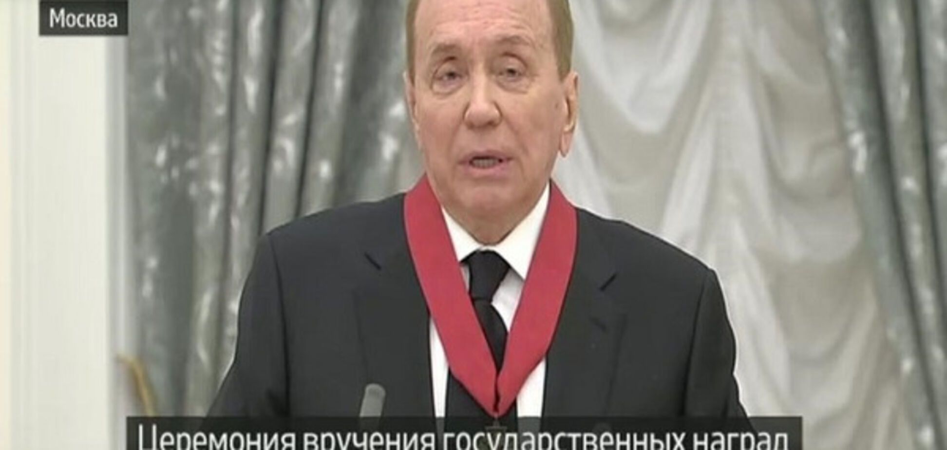 В сети посмеялись над Путиным и его шоу с наградами в Кремле