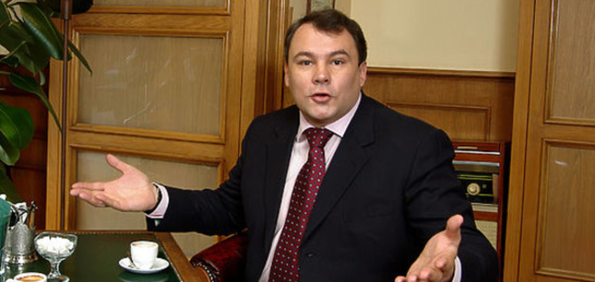 Петр Толстой