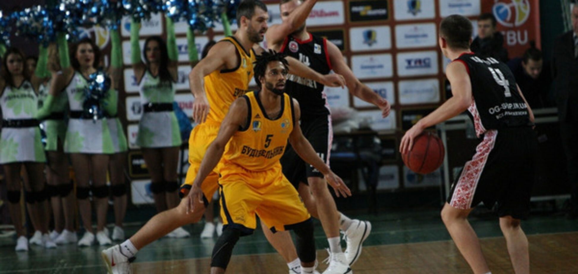 Суперліга Парі-Матч