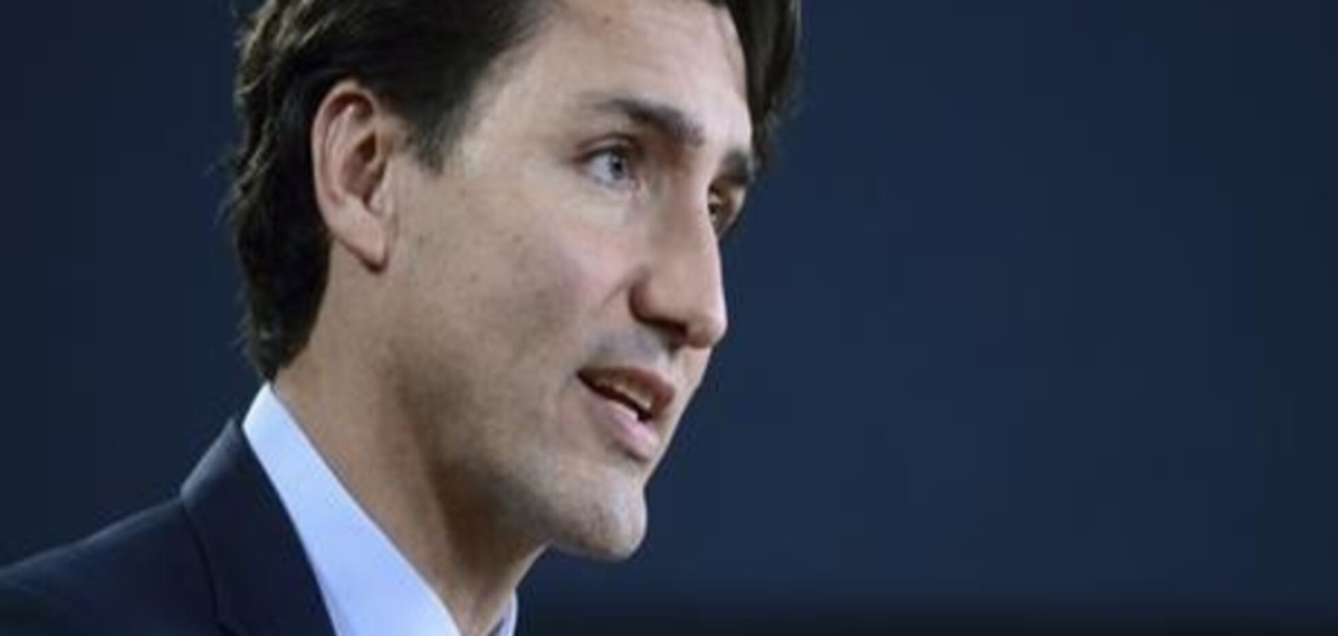 Канада обіцяє прихистити біженців, яких не пускає Трамп