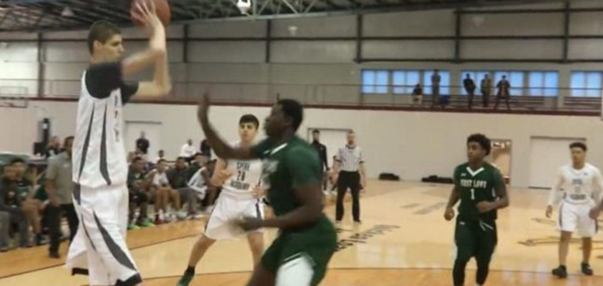 Роберт Боброжски