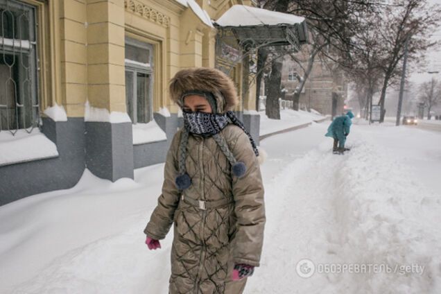 Погода в Украине снег
