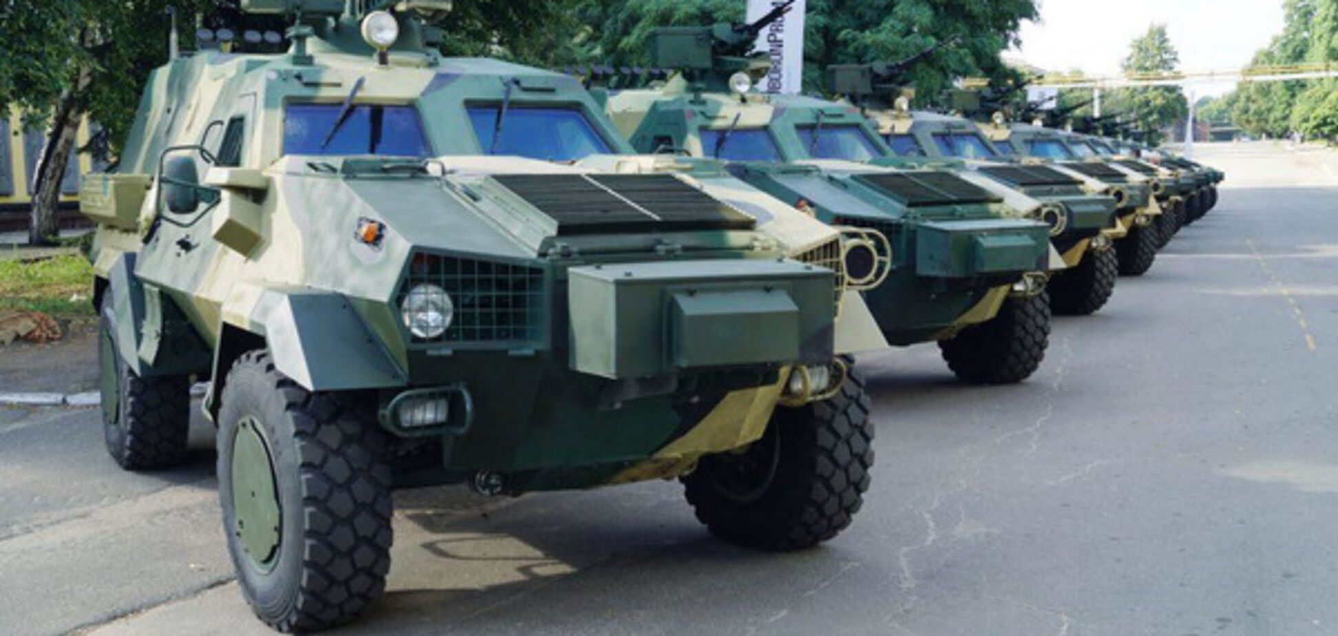 Бронетранспортеры \'Дозор-Б\'