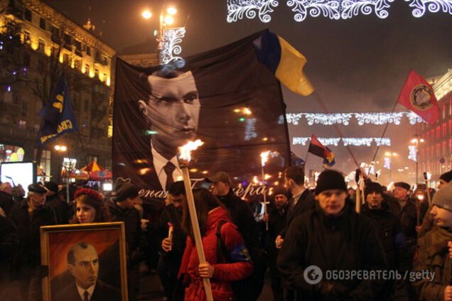 факельное шествие в честь Бандеры