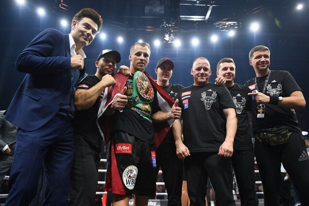 Тренер Бріедіса оцінив майбутній бій з Усиком у боксерській Лізі чемпіонів