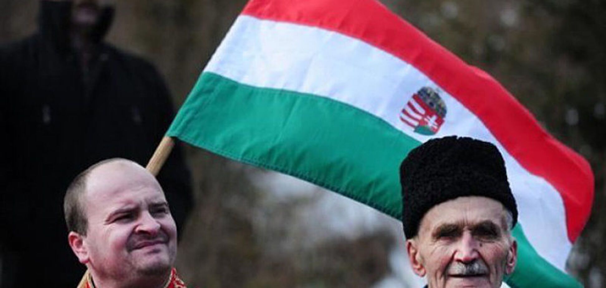 Скандал из-за украинского языка: у Порошенко жестко ответили на претензии Венгрии
