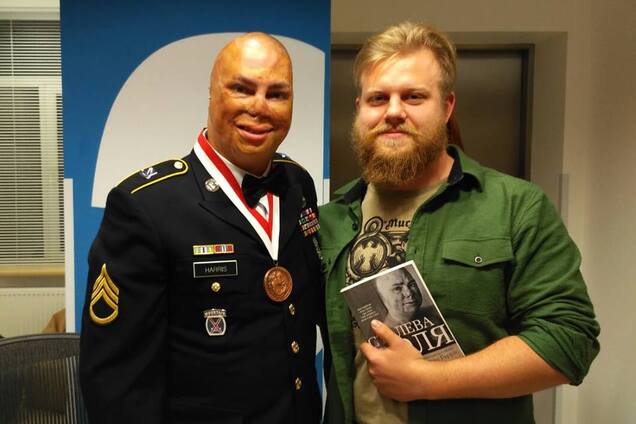 Сталева воля: ветеран армії США переніс кому і більше 60 операцій