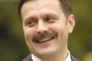 Нардеп Деркач подал в суд на Гройсмана из-за министра здравоохранения