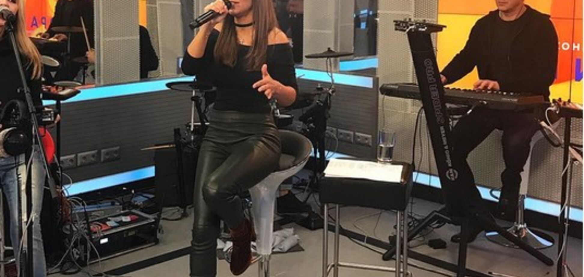 'Слушали эфир?' Народная артистка Украины похвасталась песней на российском радио