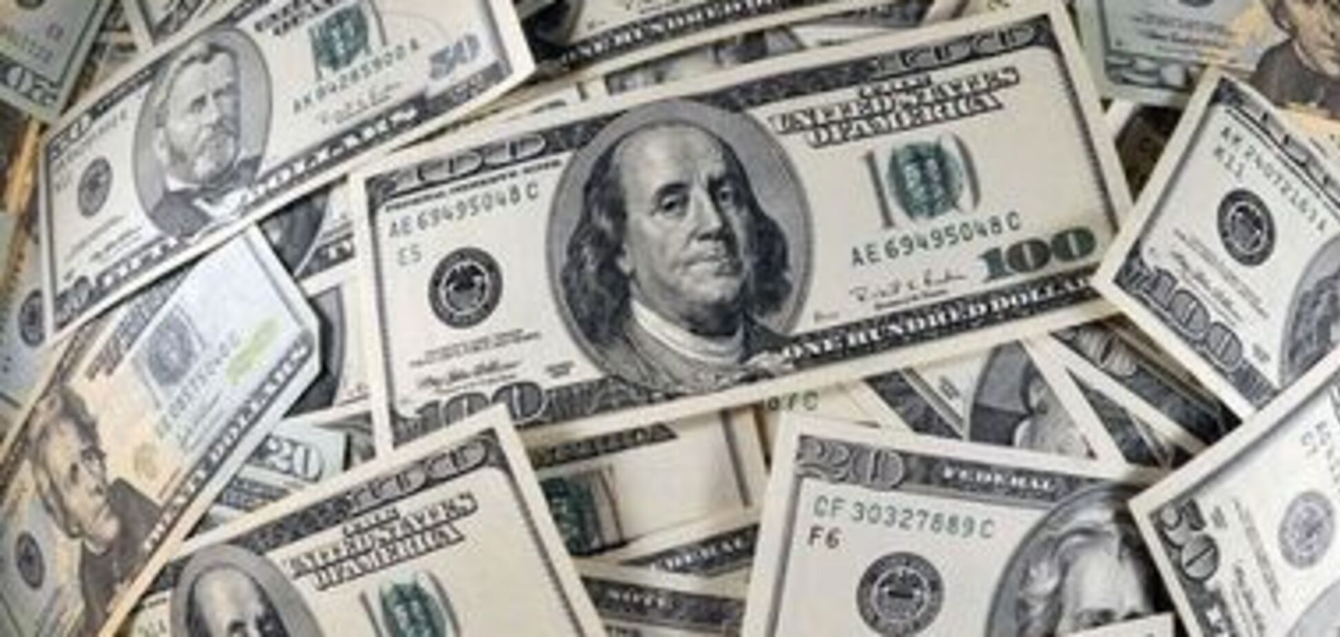 Курс долара в Україні: який прогноз дав український бізнес