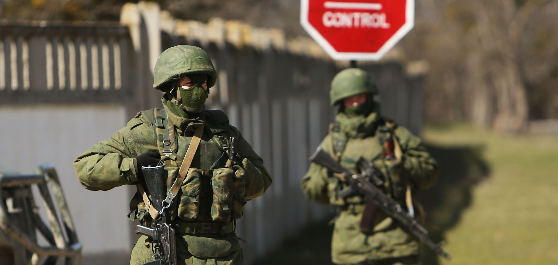 Россия решила отрезать Крым от Украины стеной