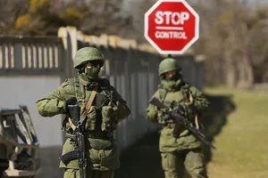 Россия решила отрезать Крым от Украины стеной