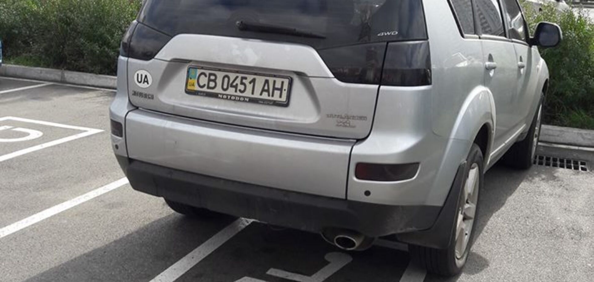 'Какие инвалиды? Где они?' Сеть разозлил наглый 'герой парковки' в Киеве