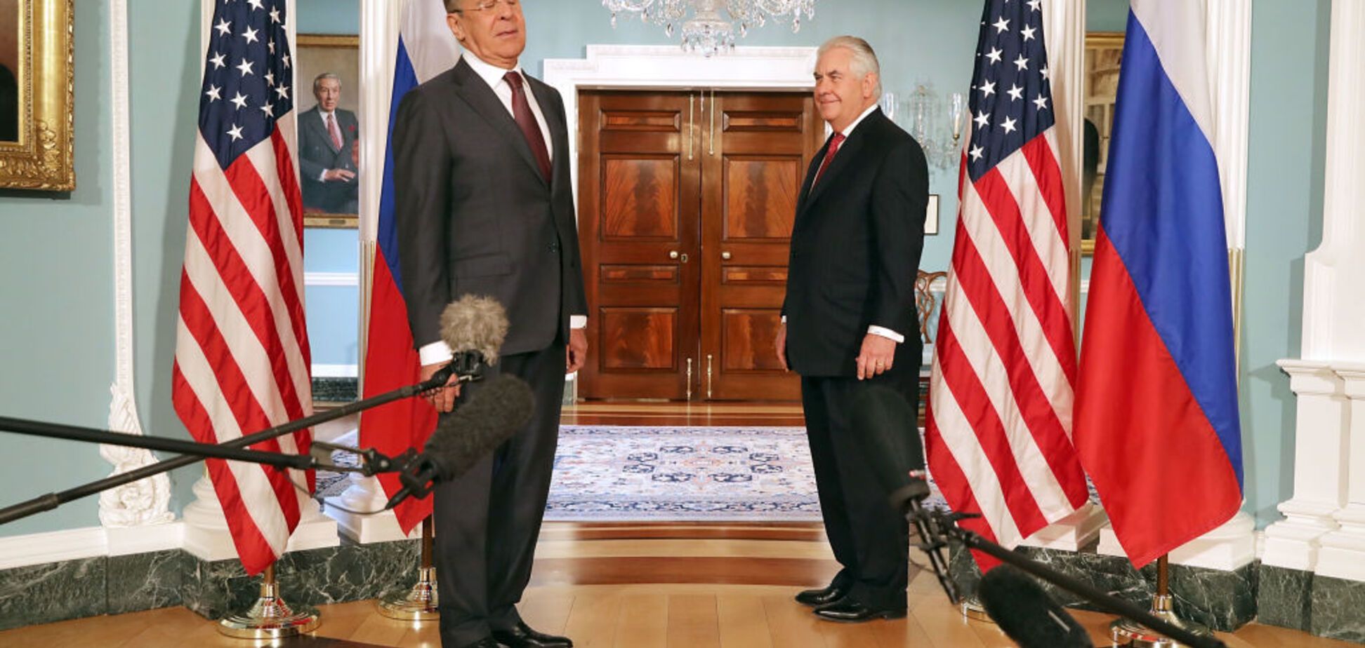 Переговоры по Донбассу: США и Россия согласовали новые встречи Суркова и Волкера