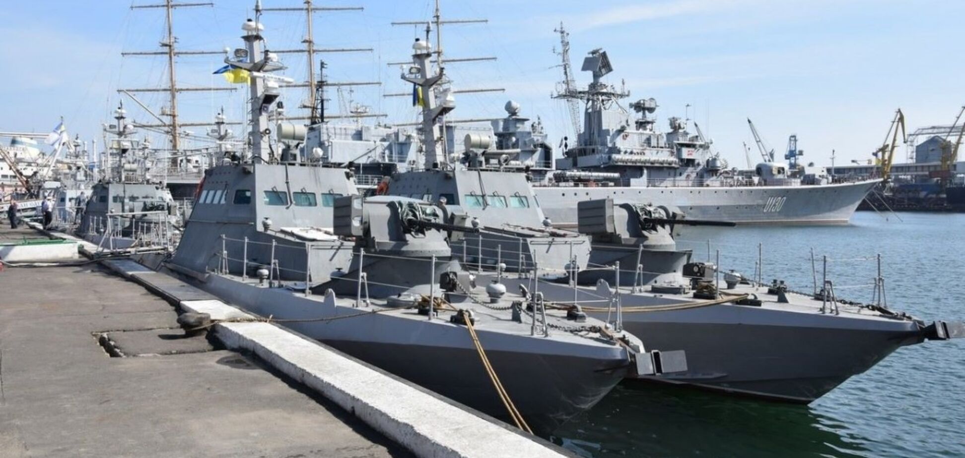 Військові судна України вийшли в море: названа причина