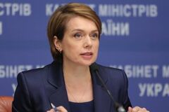 Влада України жорстко відповіла Угорщині на істерику через мову