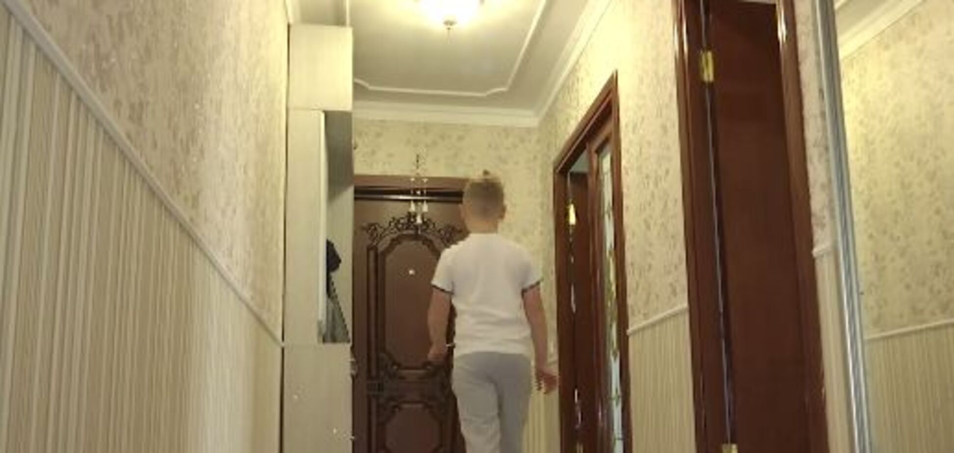 Один вдома: в Тернополі 8-річний хлопчик захистив квартиру від пограбування