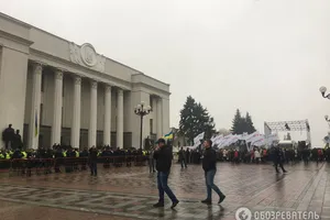 Мітинг під Верховною Радою