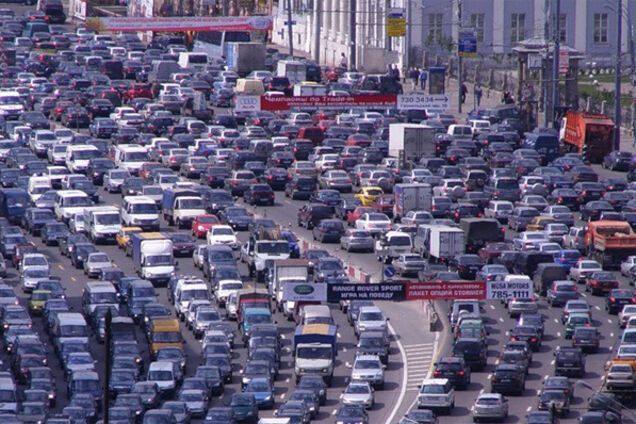 Киев застрял в огромных пробках: опубликована карта