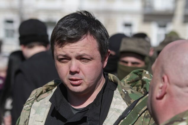 Протесты под Радой: Семенченко пригрозил 'атаками во благо народа'