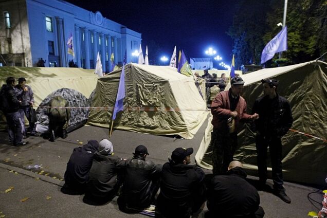 'Наблюдаем': в Кремле заявили о 'нестабильности' протестов в Киеве