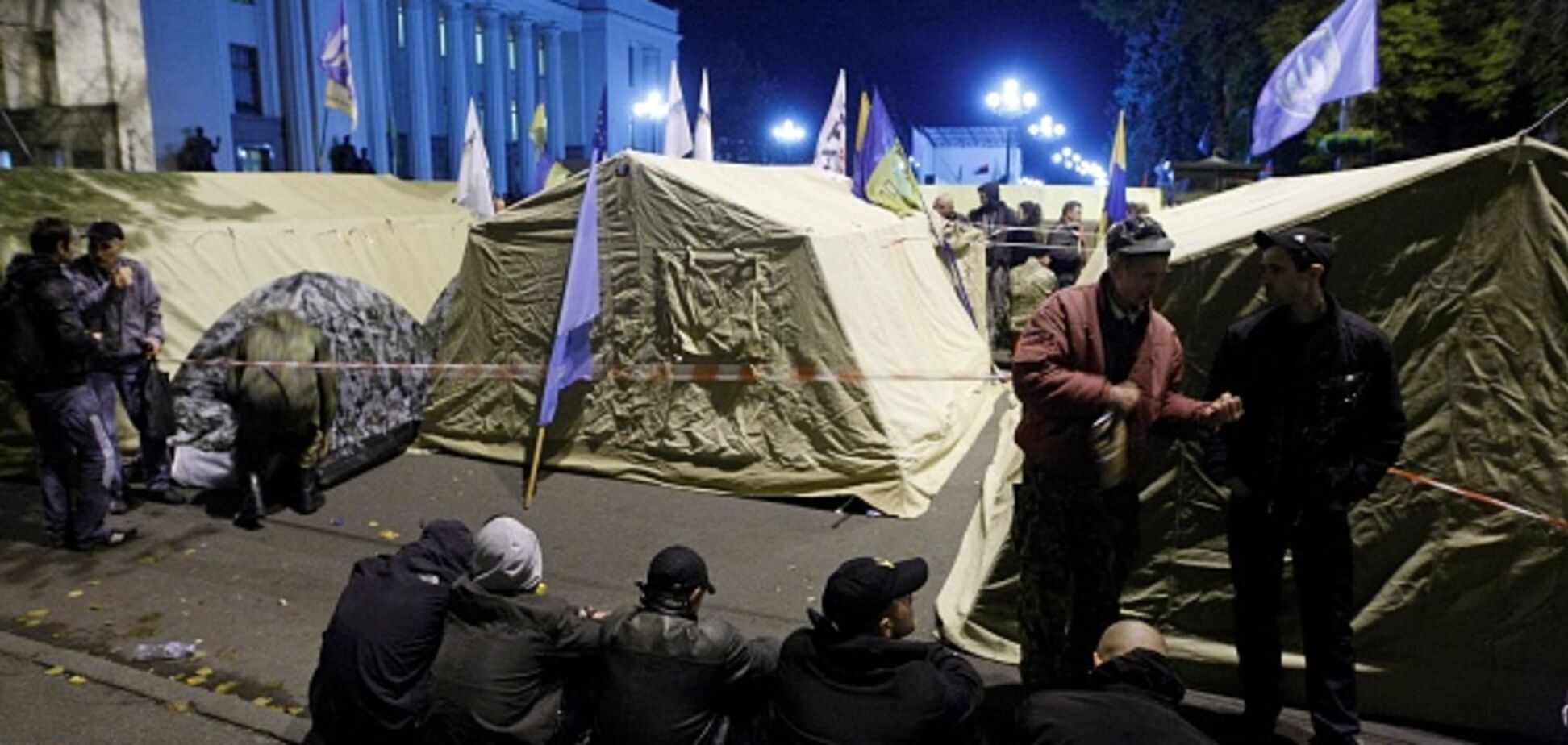 'Спостерігаємо': у Кремлі заявили про 'нестабільність' протестів у Києві