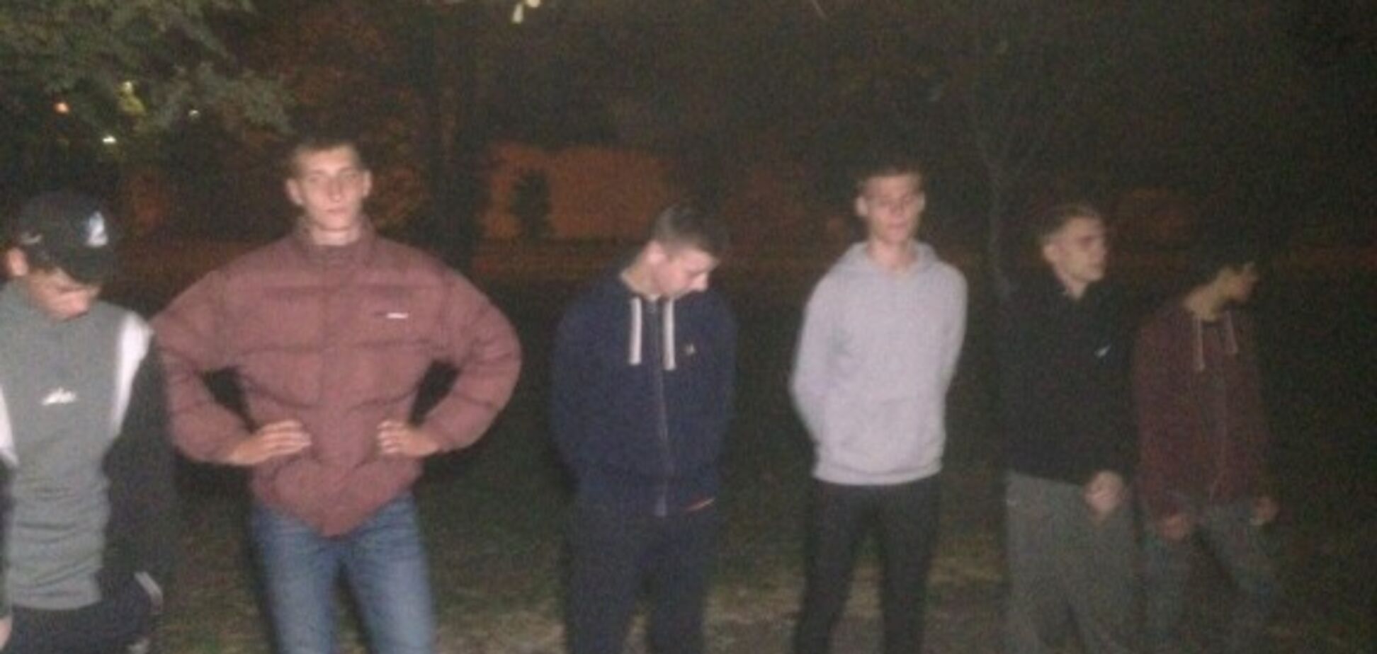 Зчепилися 100 осіб: у Миколаєві сталася серйозна масова бійка. Опубліковані фото