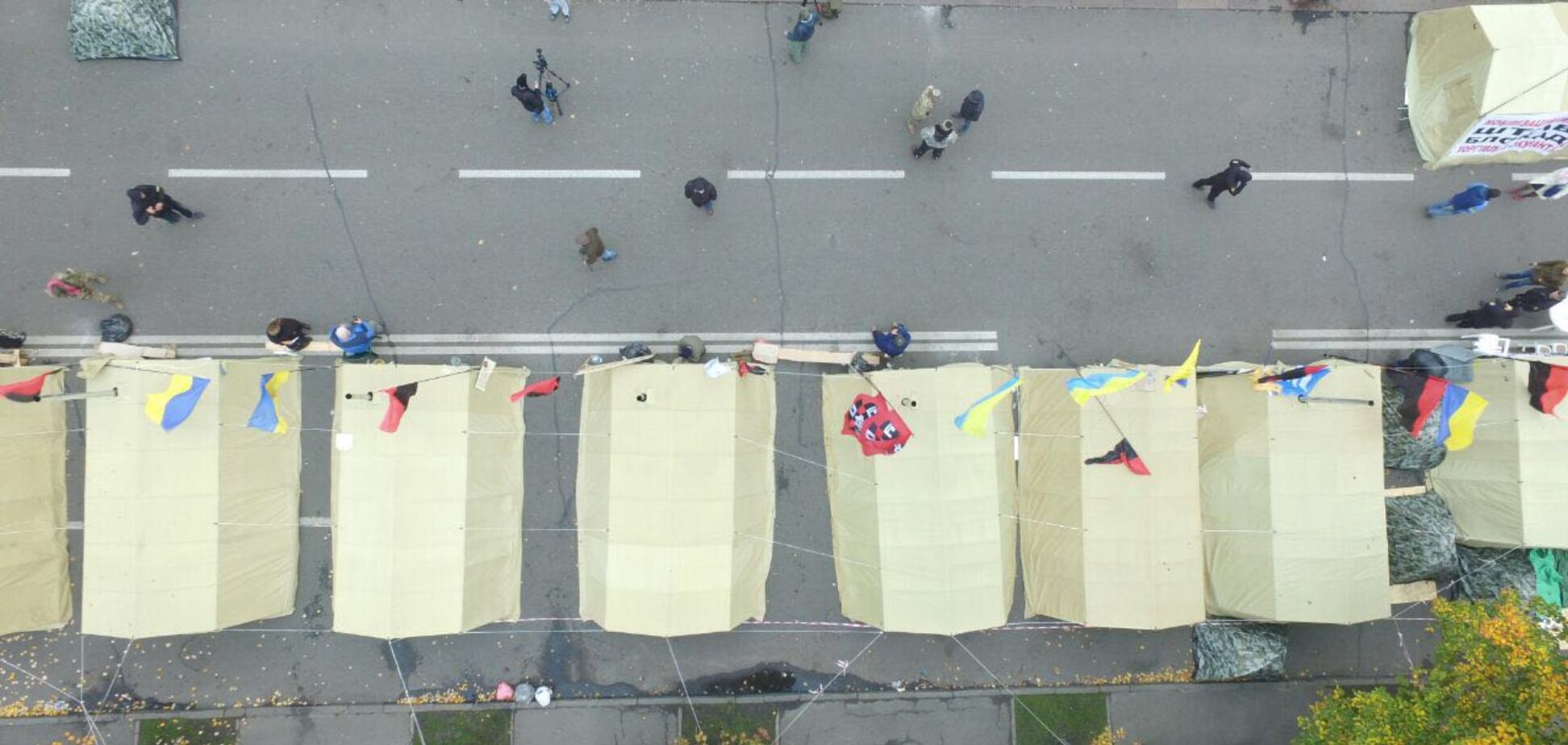 Все разбежались? Опубликованы фото митинга под Радой, снятые с дрона