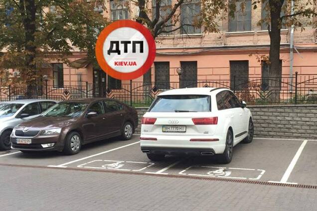 'Двічі інвалід': мережу розгнівав герой парковки в Києві
