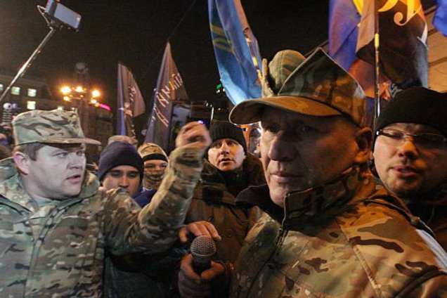 Студентки касии, боец харит командира в столовой порно