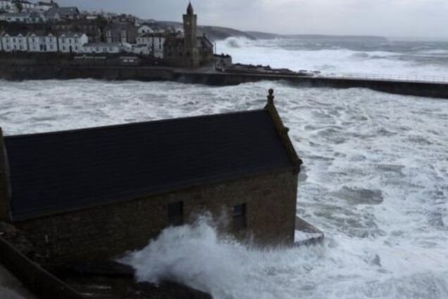 Ураган 'Брайан'