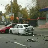 В Киеве автомобили устроили жесткий боулинг на дороге