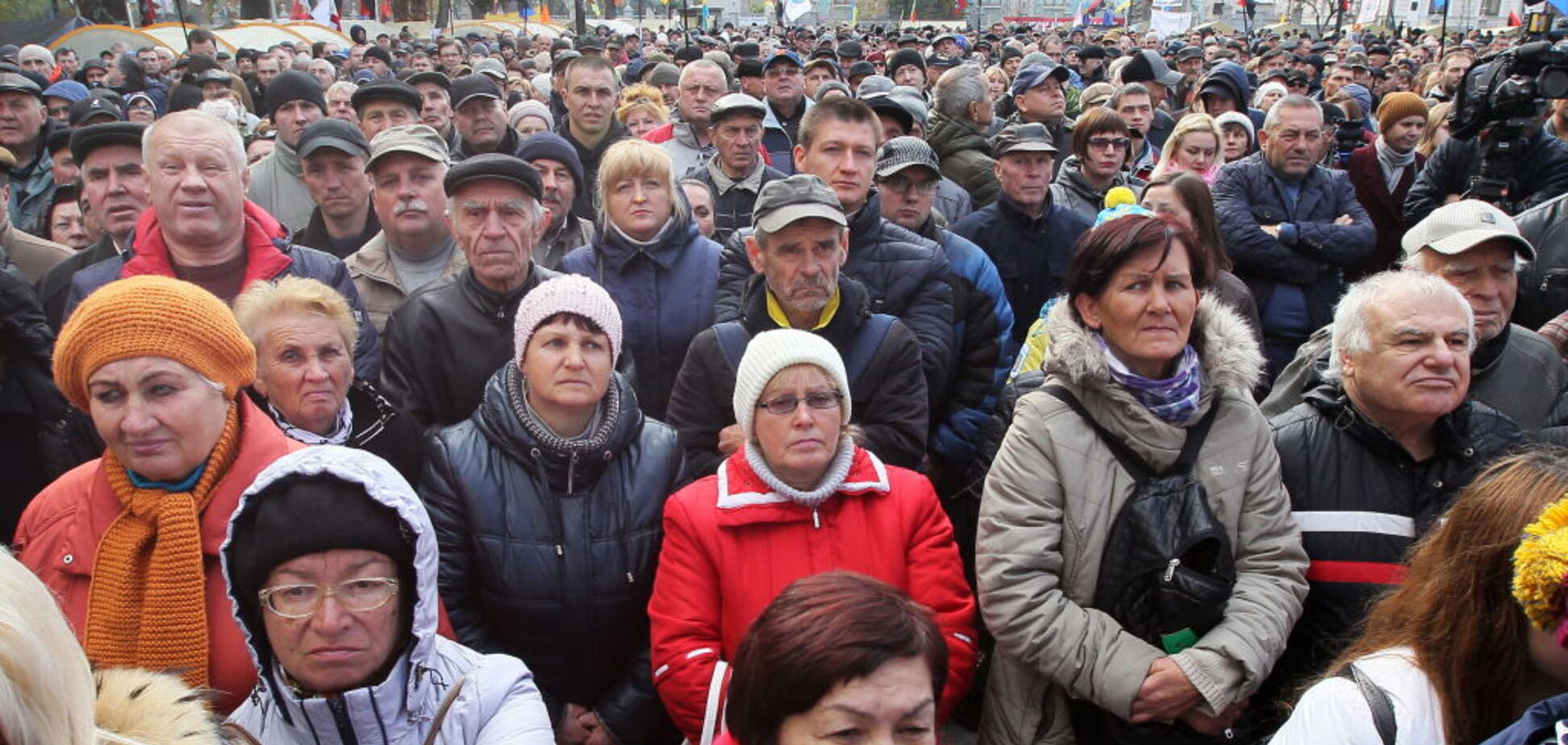 Учасникам віче Саакашвілі в Києві платили гроші: відеофакт