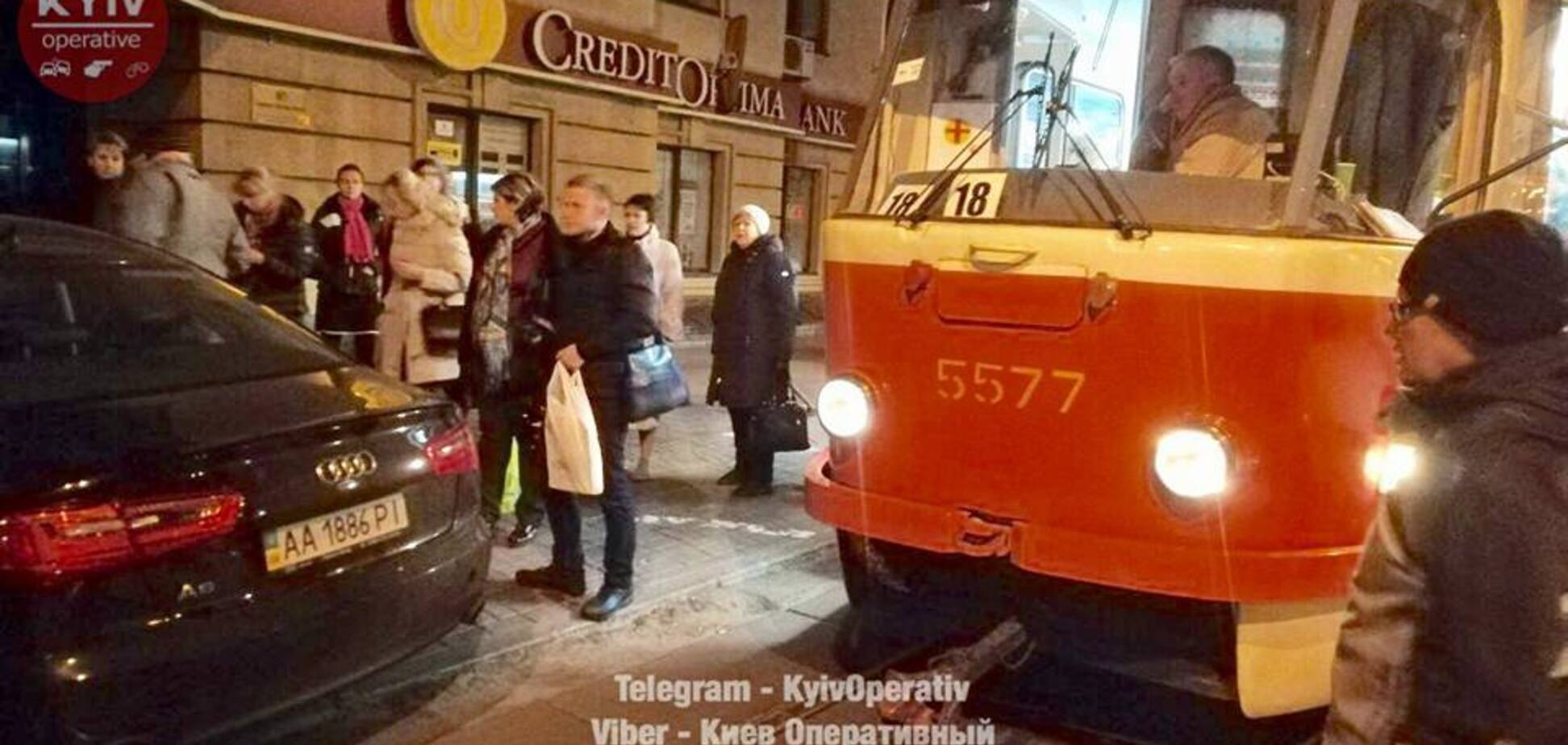 'Надо было на крышу': в Киеве сурово наказали 'героя парковки'