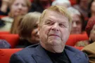 Никого не узнает: появились подробности о состоянии госпитализированной звезды "Спортлото-82"